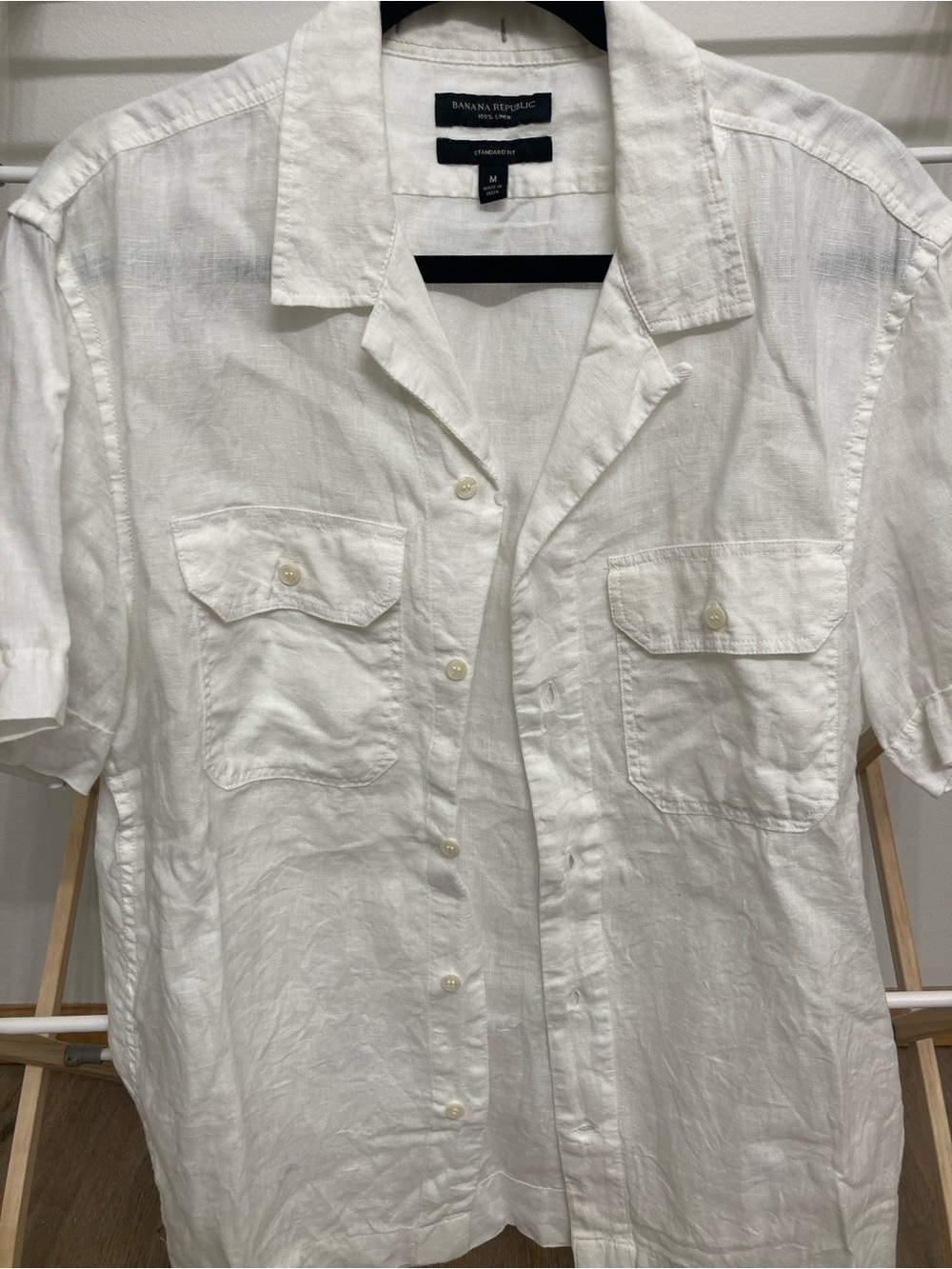Banana Republic Men’s White Linen Short-Sleeve Safari Shirt